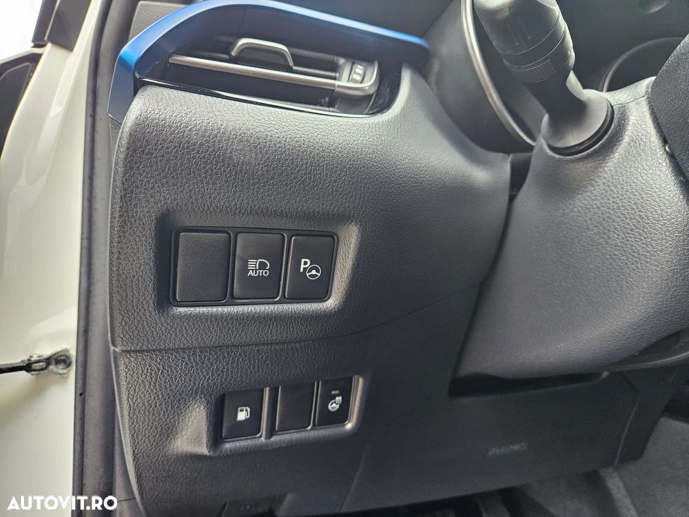 Toyota C-HR Business-Edition - 15