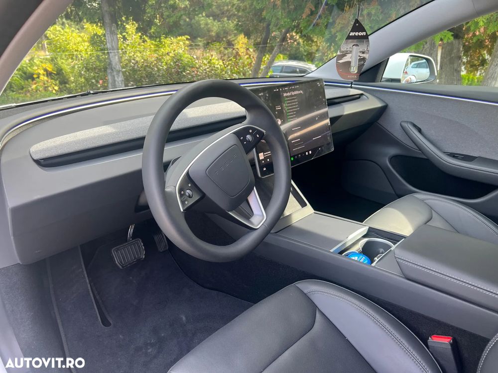 Tesla Model 3 RWD Long Range - 12