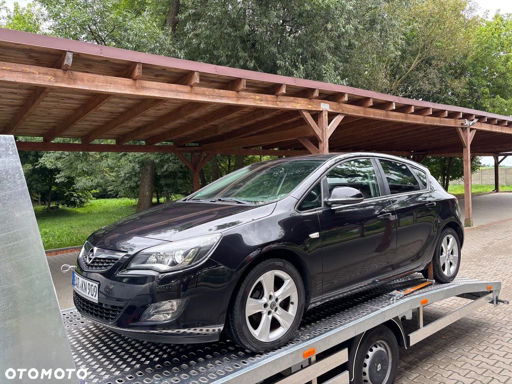 Opel Astra 1.3 CDTI Enjoy ecoFLEX - 1