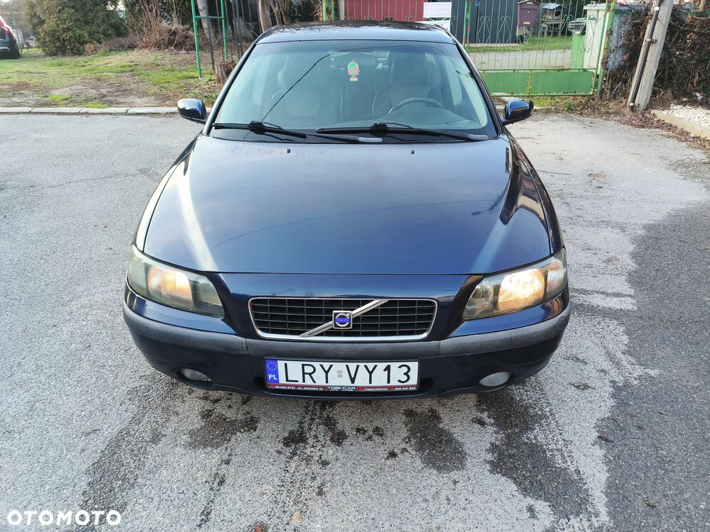 Volvo S60 2.4 Momentum - 27