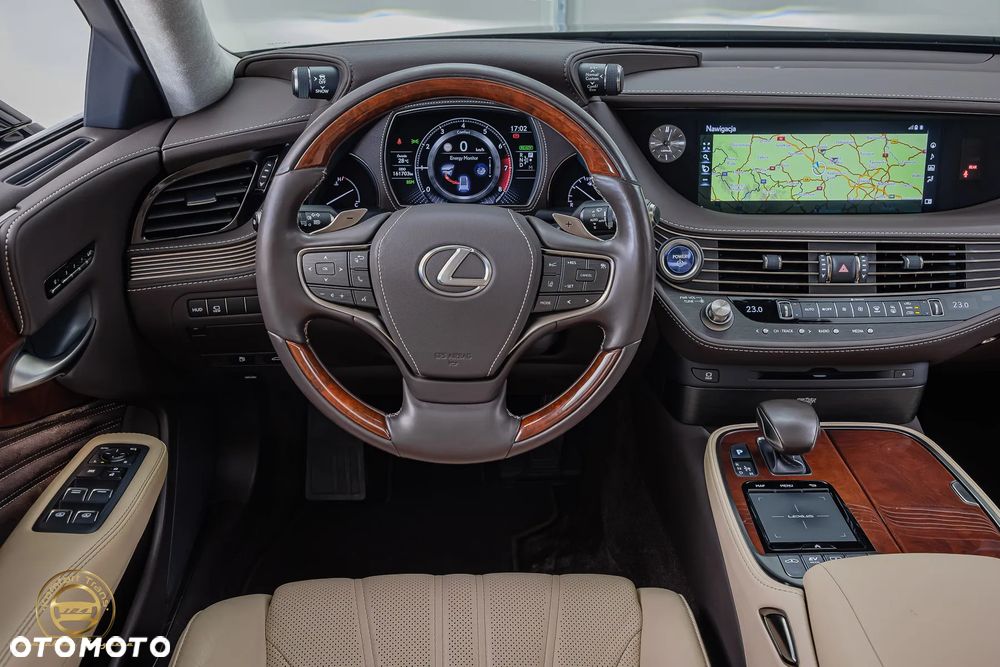 Lexus LS 500h Prestige AWD - 19