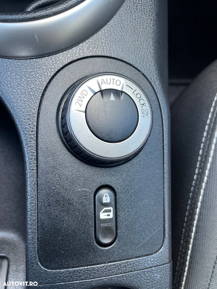 Nissan Qashqai 1.6 DCI 4 x 4 DPF Start/Stop acenta - 12