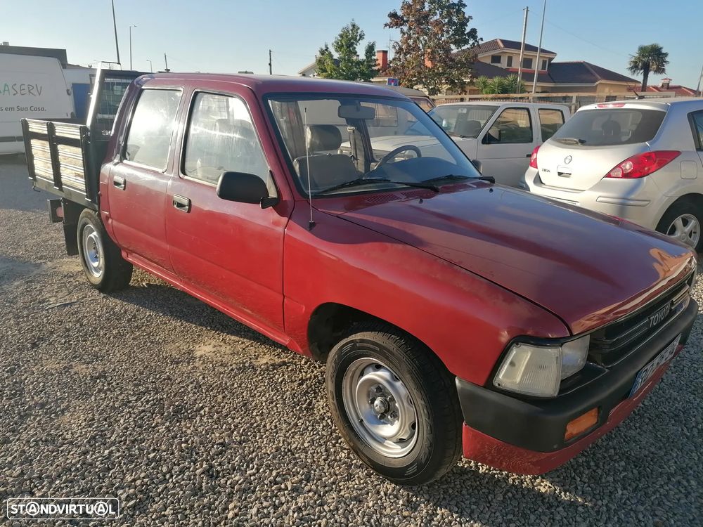 Toyota Hilux - 1
