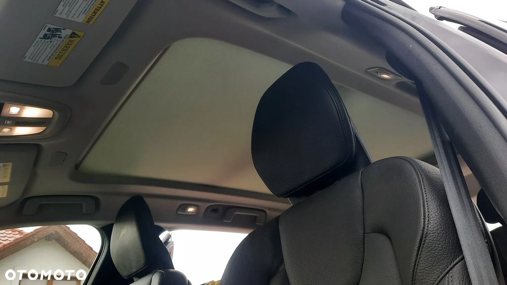 Volvo V90 Cross Country - 8