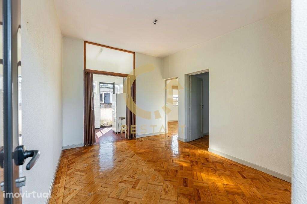 Andar Moradia em São Mamede de Infesta - Grande imagem: 2/26