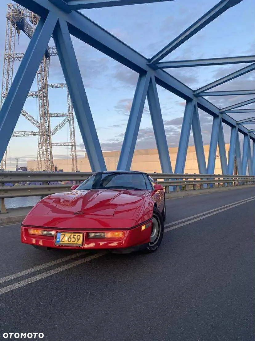 Chevrolet Corvette - 3