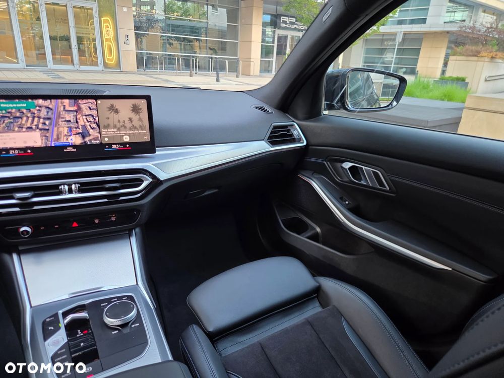 BMW Seria 3 320d xDrive MHEV M Sport sport - 4
