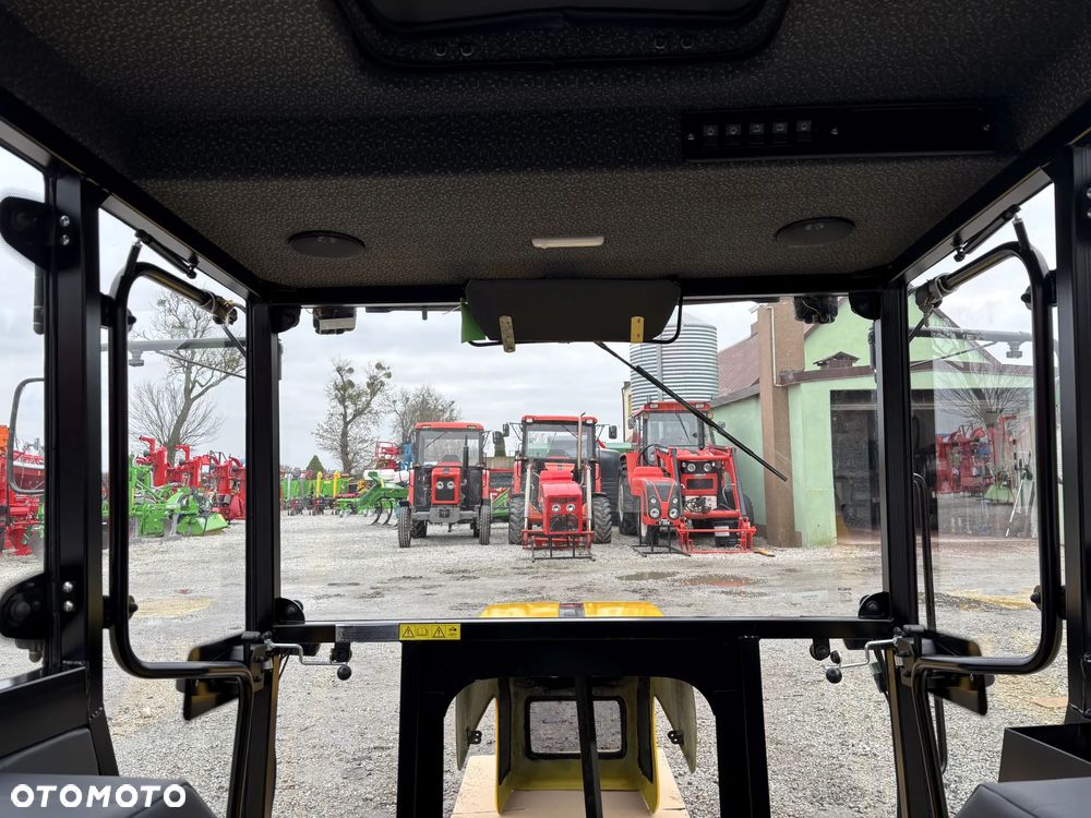 Kabina C-360 z błotnikami BTW X 2023 r. Naglak + maska 04 kolor żółty - 7