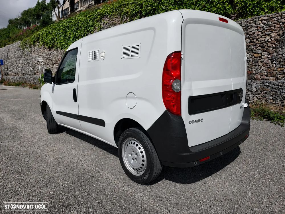 Opel Combo 1.3 CDTi - Fibrada - 2