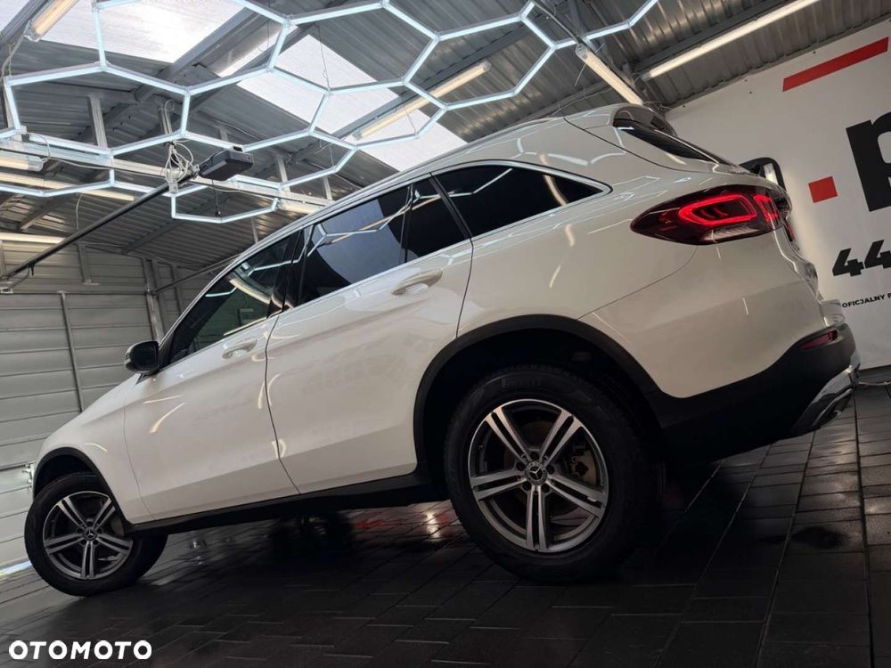 Mercedes-Benz GLC - 12