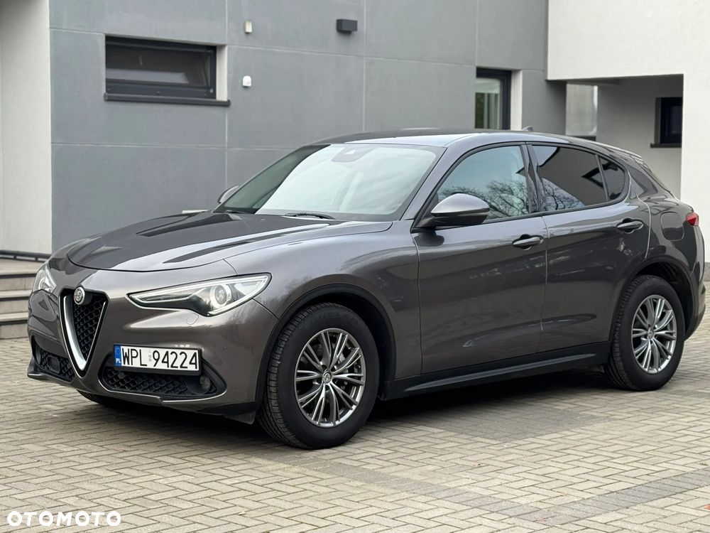 Alfa Romeo Stelvio 2.2 16V AT8 Business - 10