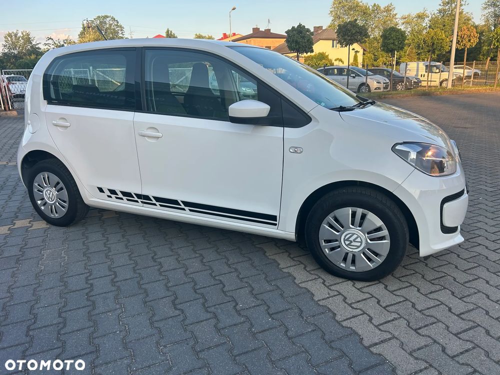 Volkswagen up! BlueMotion Technology move - 4