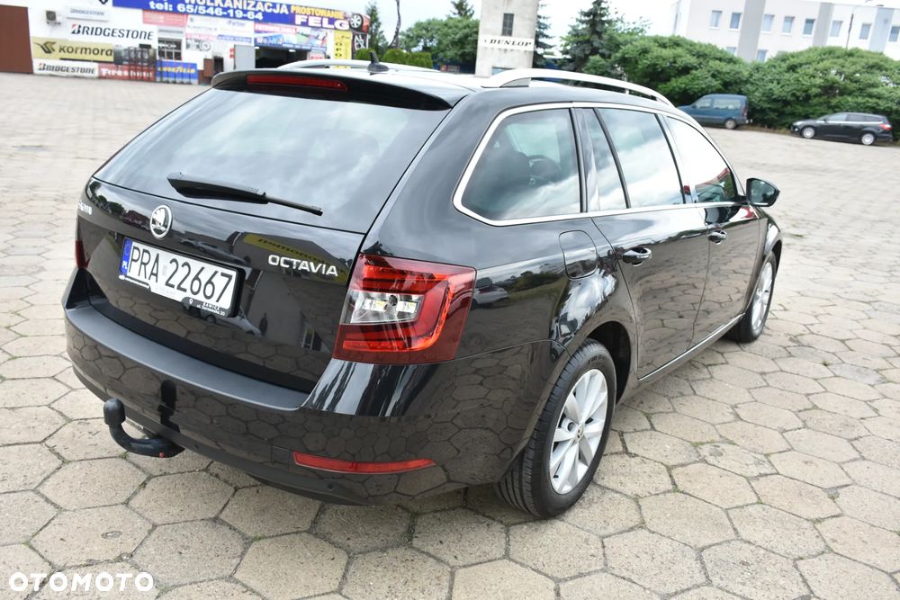 Skoda Octavia 2.0 TDI DSG Ambition - 9