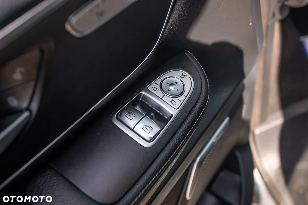 Mercedes-Benz Klasa V 250 (BlueTEC) d 7G-Tronic - 19