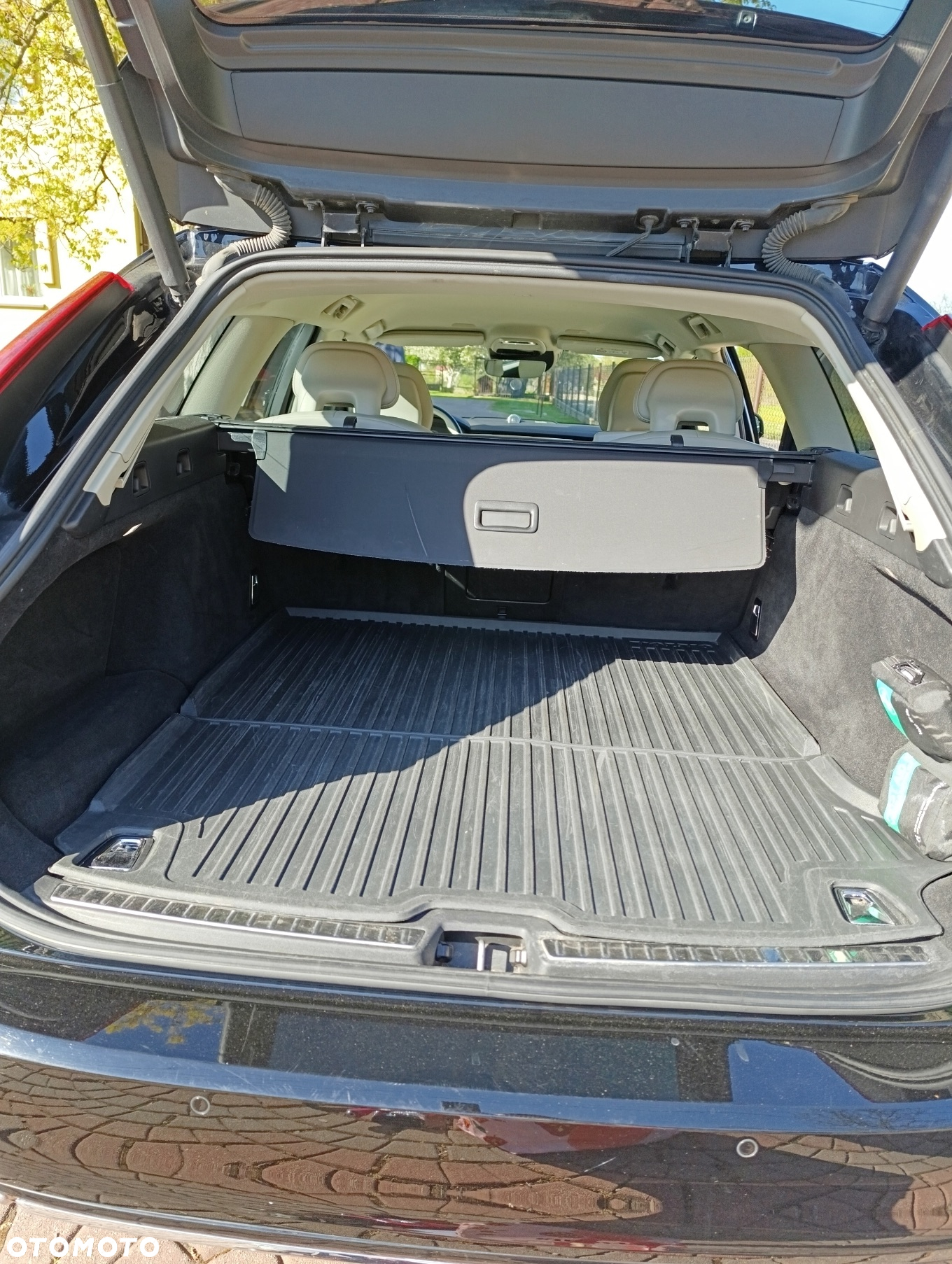 Volvo V90 D5 AWD Inscription - 13