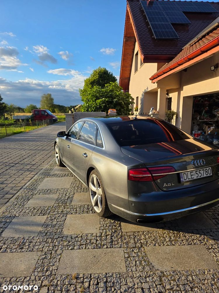 Audi A8 - 24