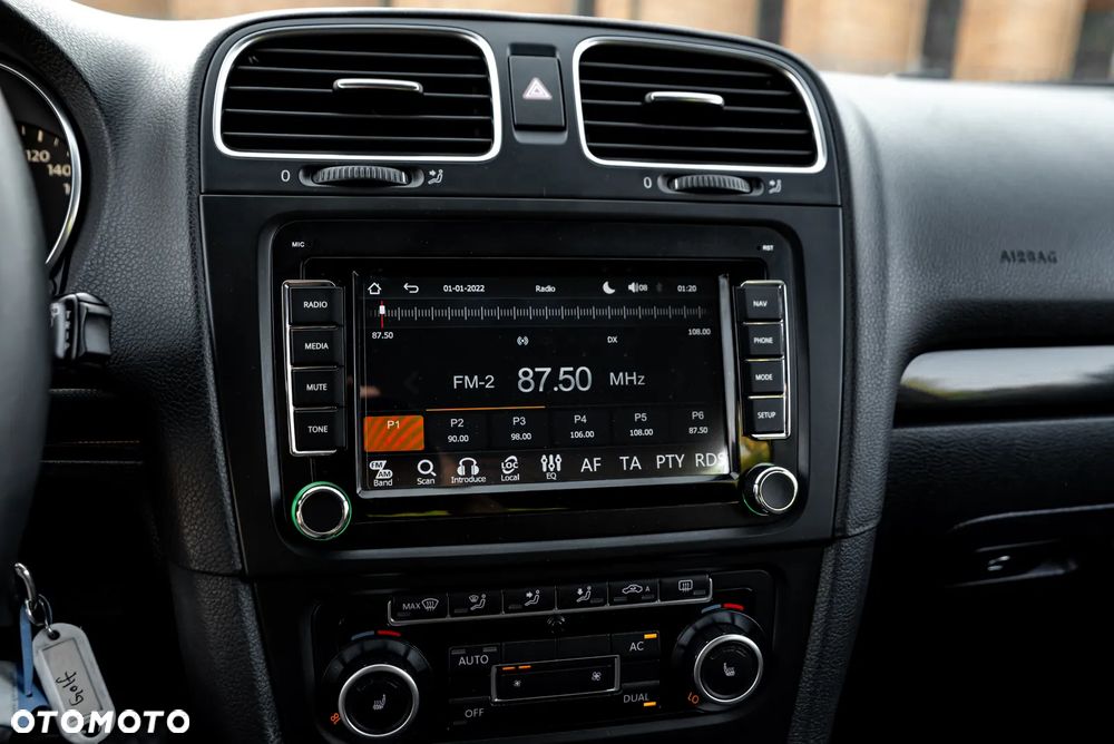 Volkswagen Golf 1.6 Highline - 29