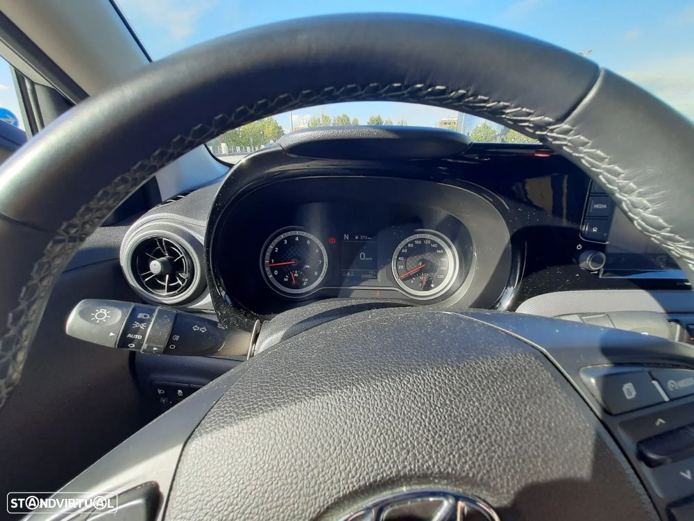 Hyundai i10 1.0 Comfort AMT - 12