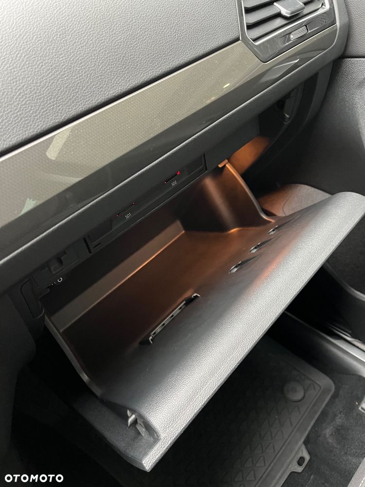 Volkswagen Tiguan - 23