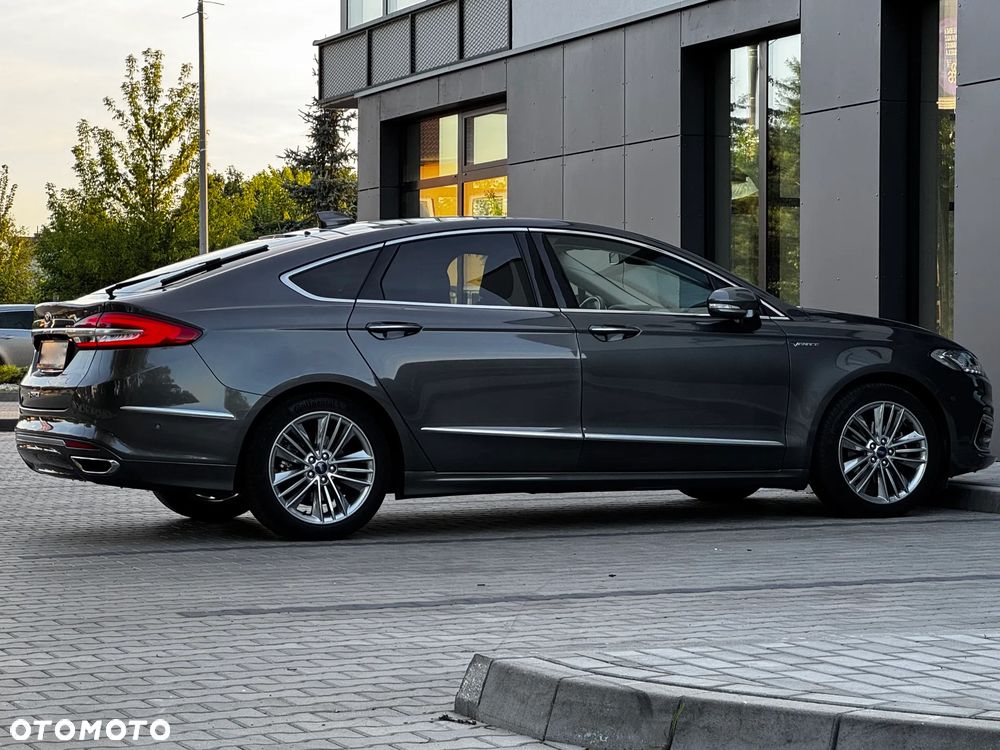 Ford Mondeo 2.0 EcoBlue Vignale Plus - 2