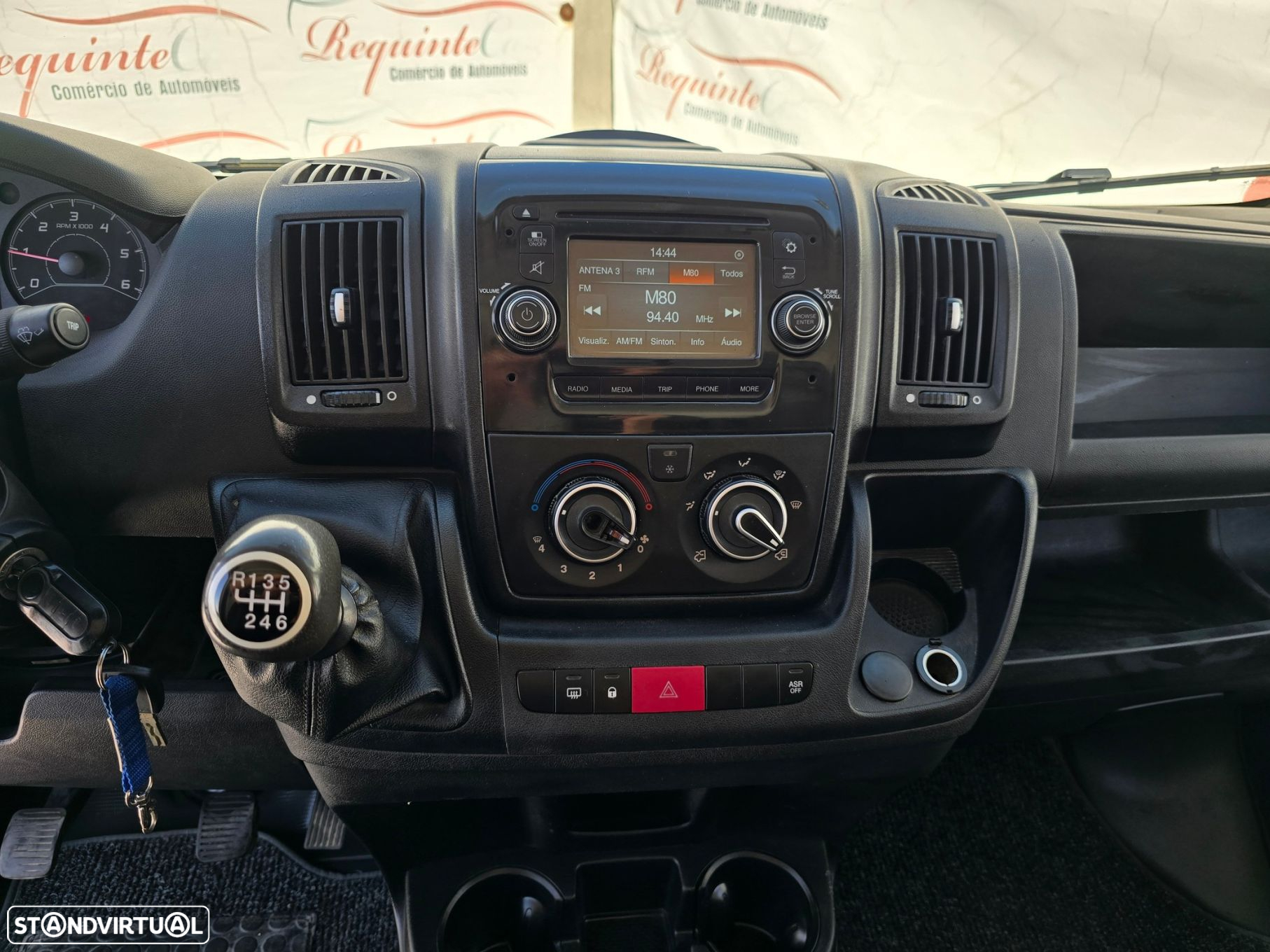Peugeot Boxer 2.0 BlueHDi 335 L2 CD - 12