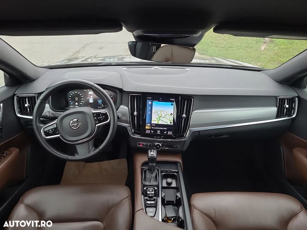 Volvo S90 - 3