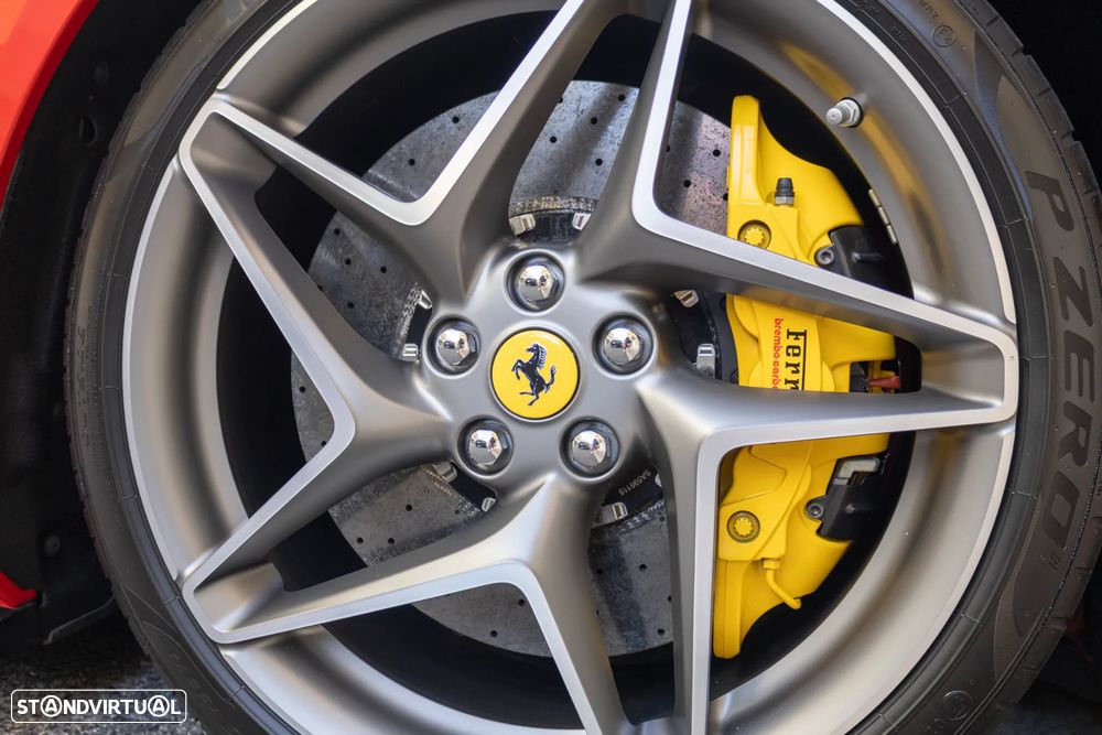 Ferrari F8 Tributo 3.9 Twin-Turbo V8 — photo 5