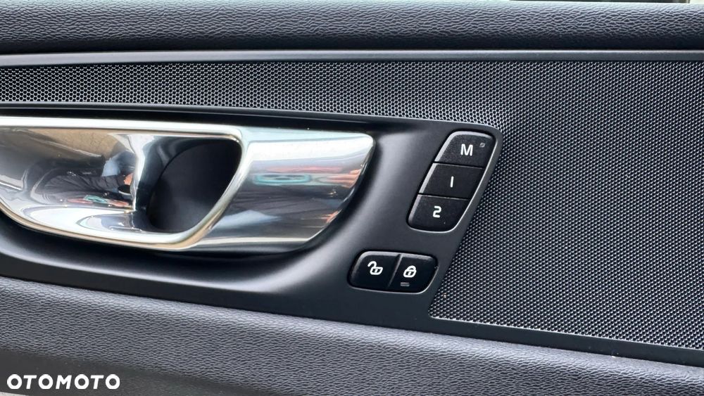 Volvo XC 60 D4 Geartronic Inscription - 29