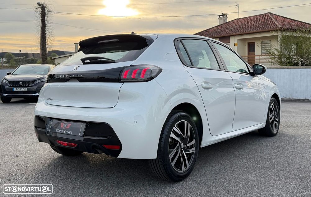 Peugeot 208 1.2 PureTech Allure Pack - 5