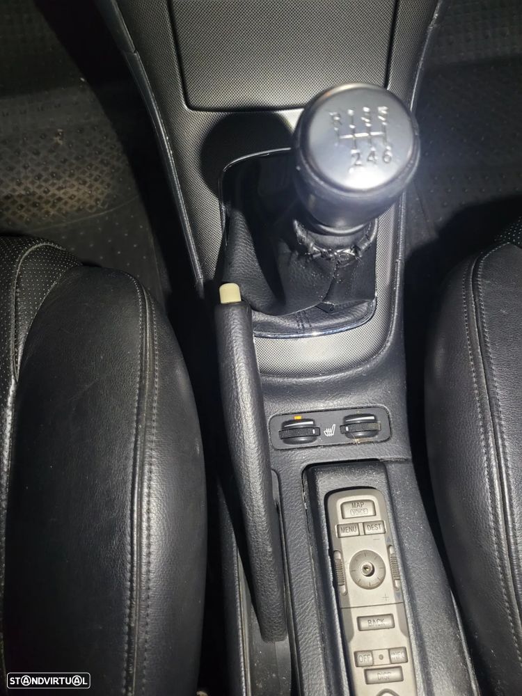 Toyota Avensis SW 2.2 D-4D Sol C/GPS - 15