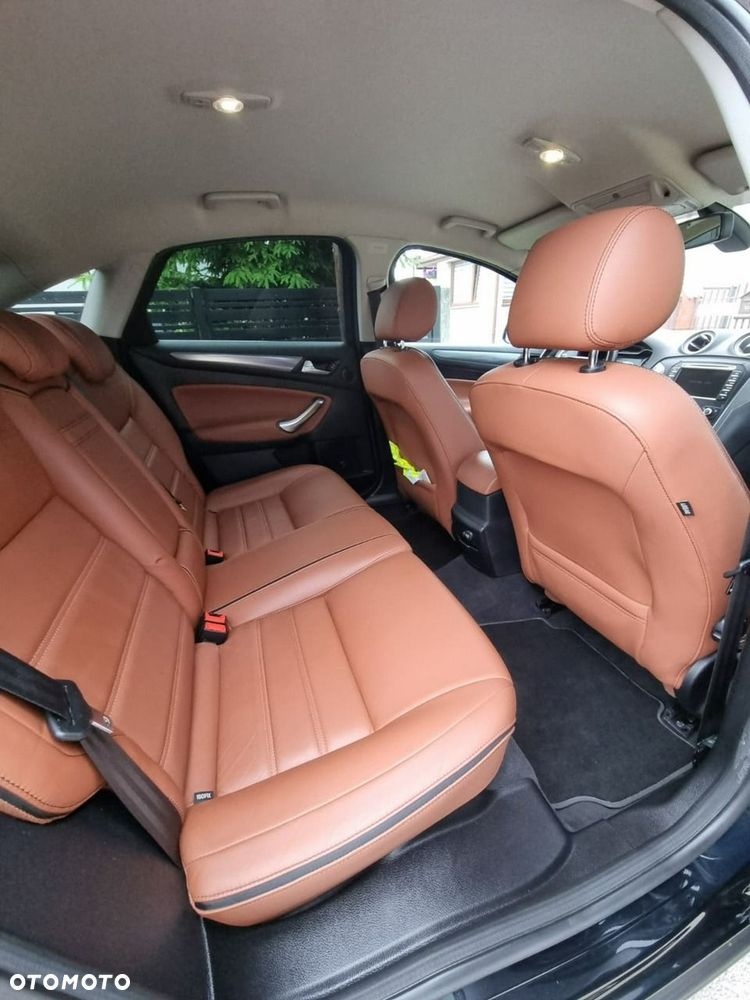 Ford Mondeo - 15