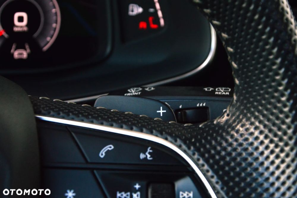 Audi Q8 50 TDI mHEV Quattro Tiptronic - 27