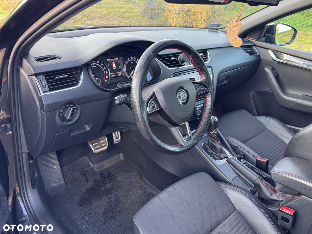 Skoda Octavia 2.0 TDI RS DSG - 12