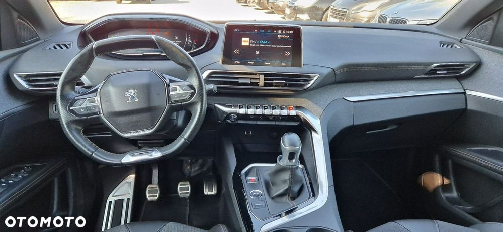 Peugeot 5008 - 25
