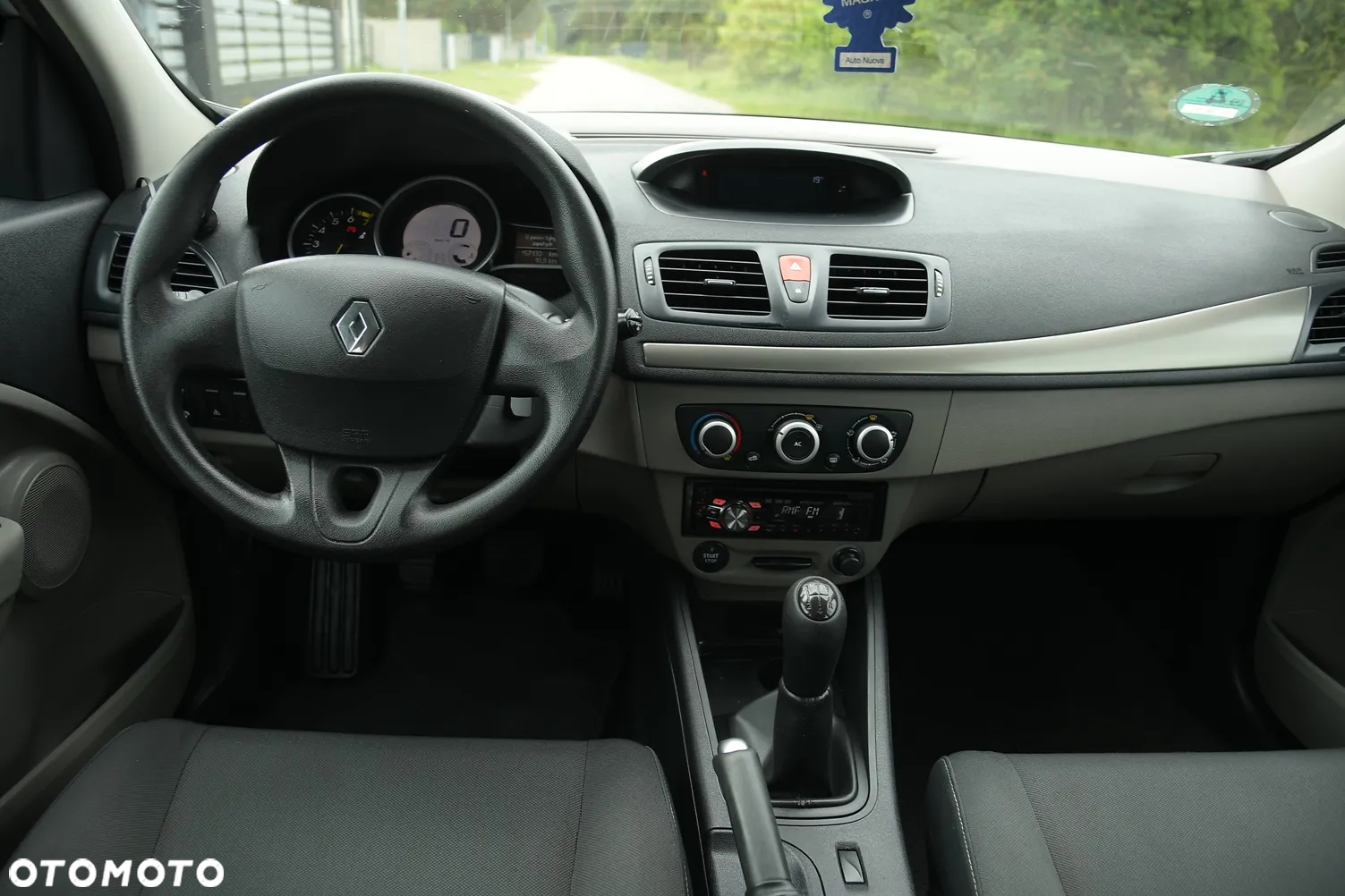 Renault Megane - 25