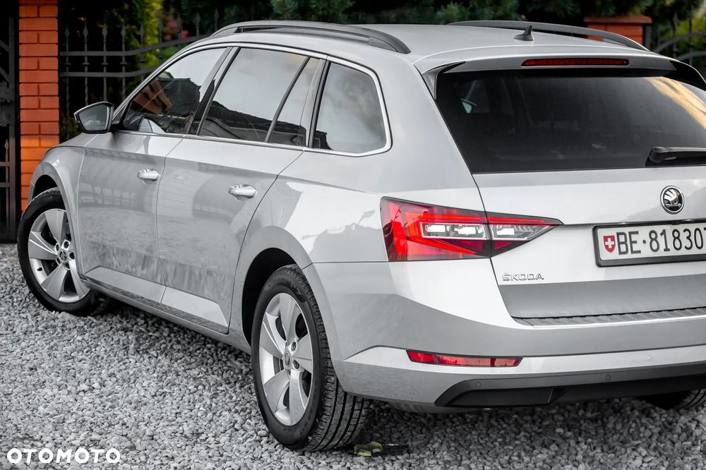 Skoda Superb 2.0 TDI 4x4 Ambition DSG - 8