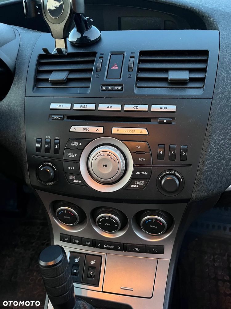 Mazda 3 1.6 Exclusive - 21