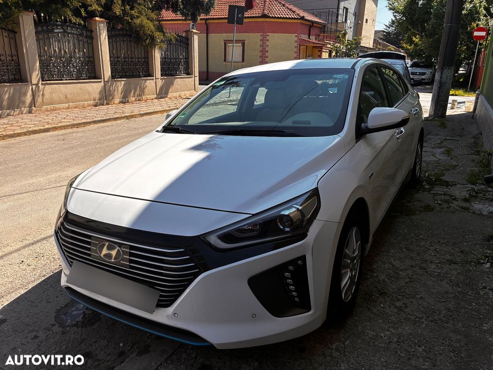 Hyundai IONIQ - 1