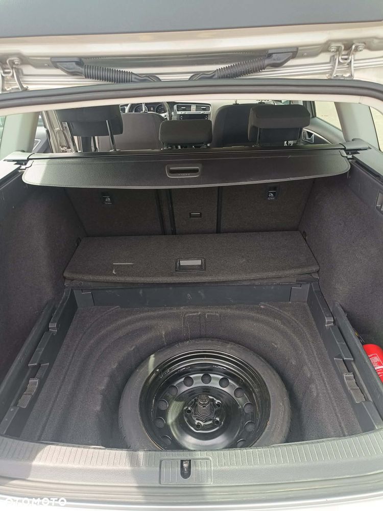 Volkswagen Golf 2.0 TDI BMT Comfortline - 10