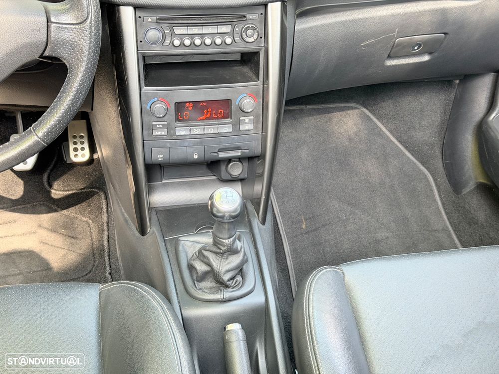 Peugeot 207 CC 150 THP Sport - 32