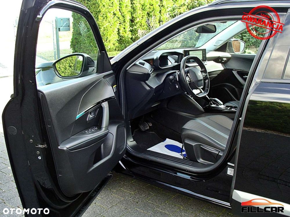 Peugeot 2008 PureTech 130 EAT8 Allure - 18