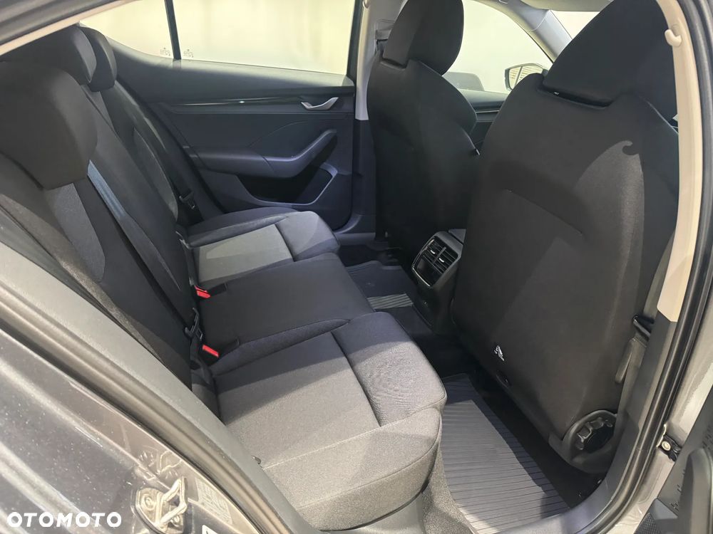 Skoda Octavia - 9