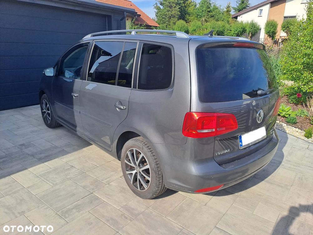 Volkswagen Touran 2.0 TDI DPF BlueMotion Technology MATCH - 3