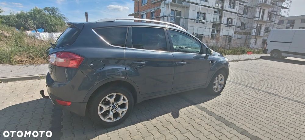 Ford Kuga 2.0 TDCi Titanium - 4