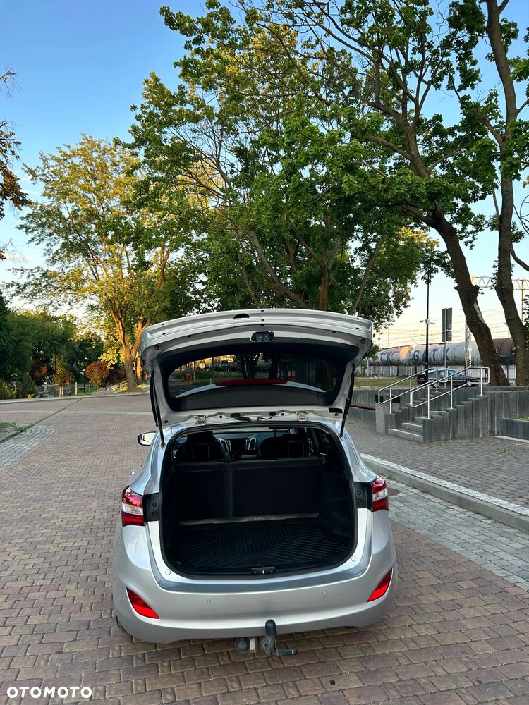 Hyundai i30 1.6 CRDi Automatik Style - 19