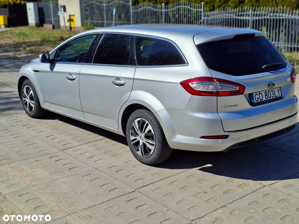 Ford Mondeo 2.0 TDCi Business Edition - 11