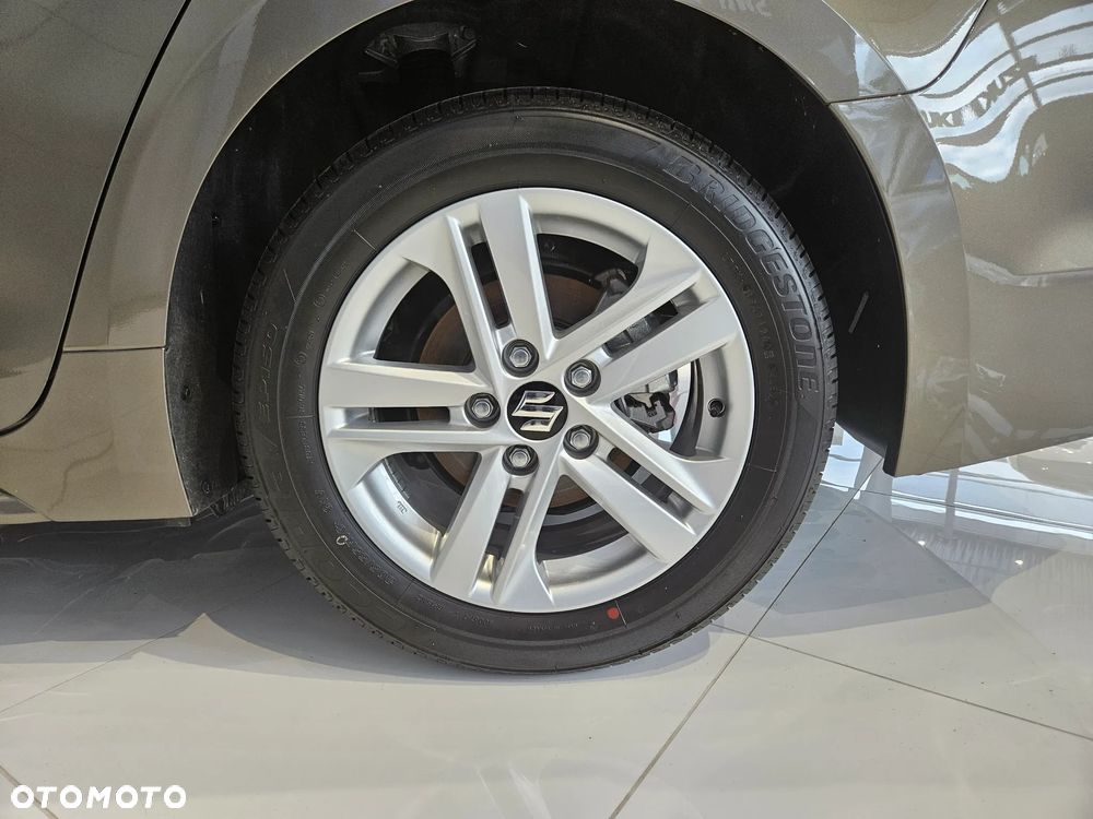 Suzuki Swace 1.8 Hybrid Premium Plus CVT - 5