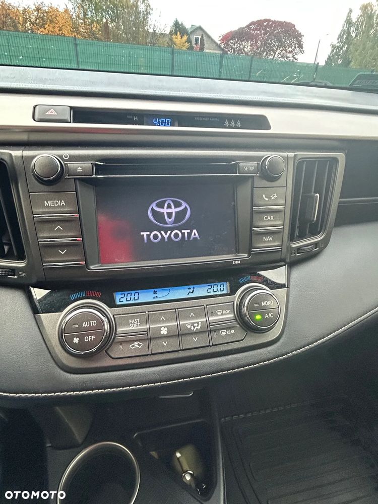 Toyota RAV4 2.0 D-4D Premium 4x2 - 12