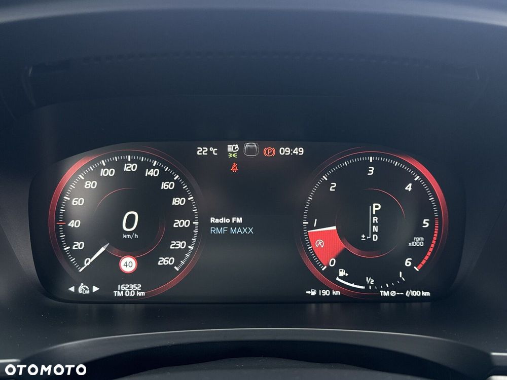 Volvo V90 Cross Country D5 AWD Pro - 22