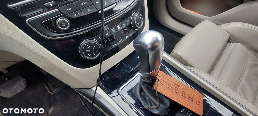 Peugeot 508 1.6 e-THP Allure S&S - 3